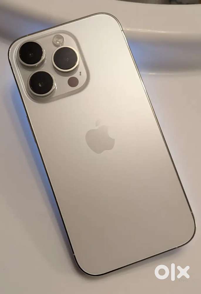 Iphone 14 pro 256gb battery health 83%