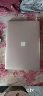 Apple macbook pro 16inch (16/512)