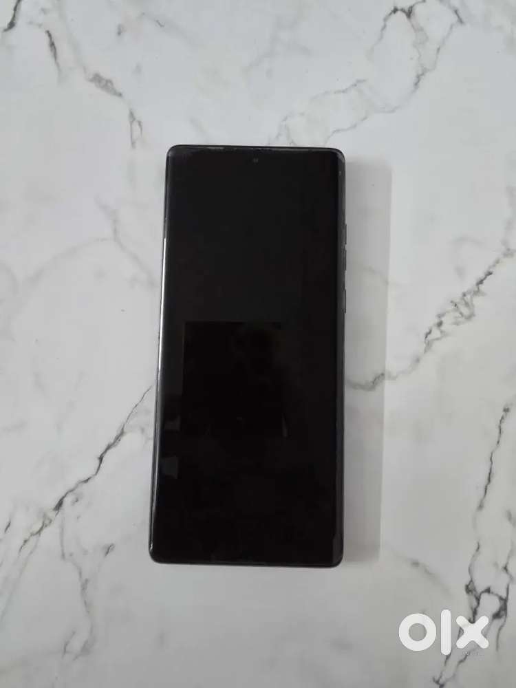 Moto Edge 50 Fusion 9 Month old well maintained fresh phone
