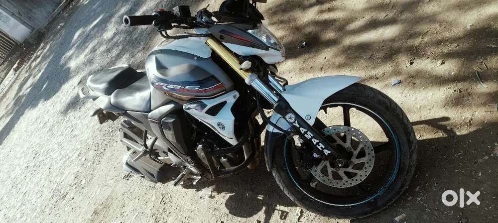 FZ V2 FI Top Condition ..