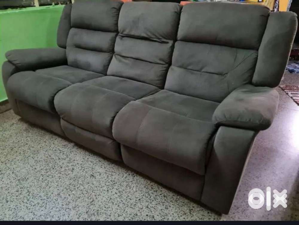 3 seater Reclainer come Sofa