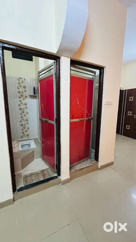 2 bhk House 1 washroom