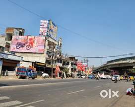 Main road 2500 sqft basement for rent