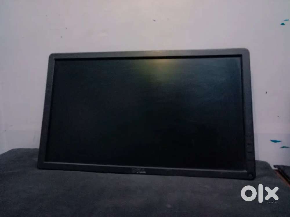 Dell 17-inch LED Monitor –Clear Display  Great Condition  ₹2000 Only