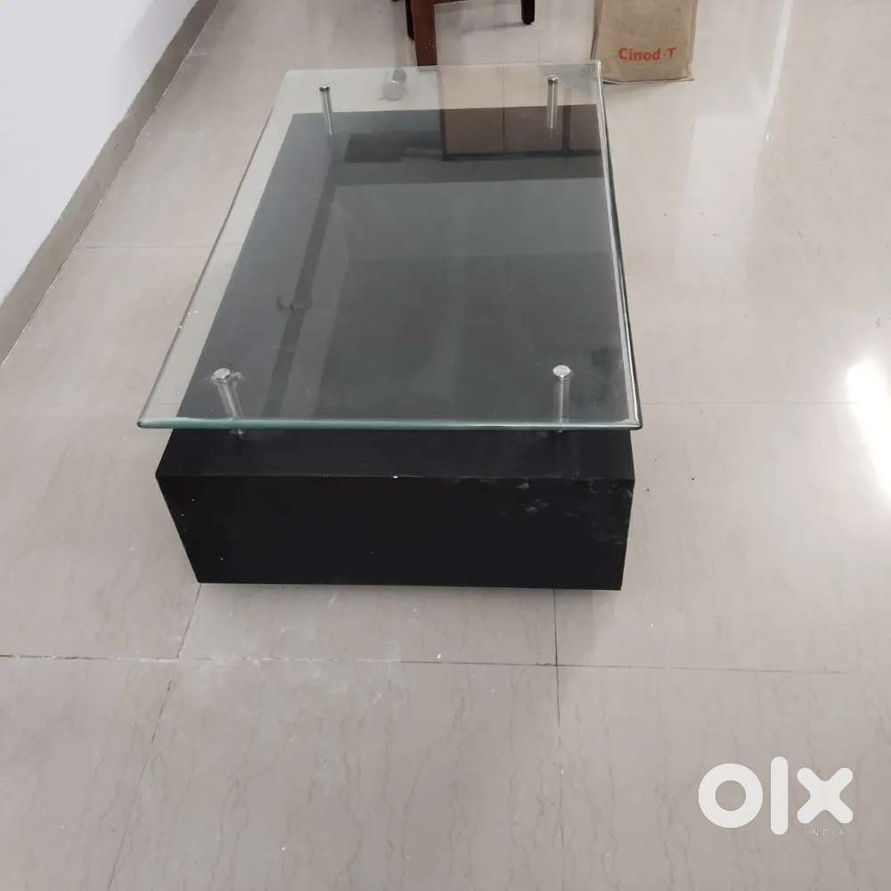 Ceter table