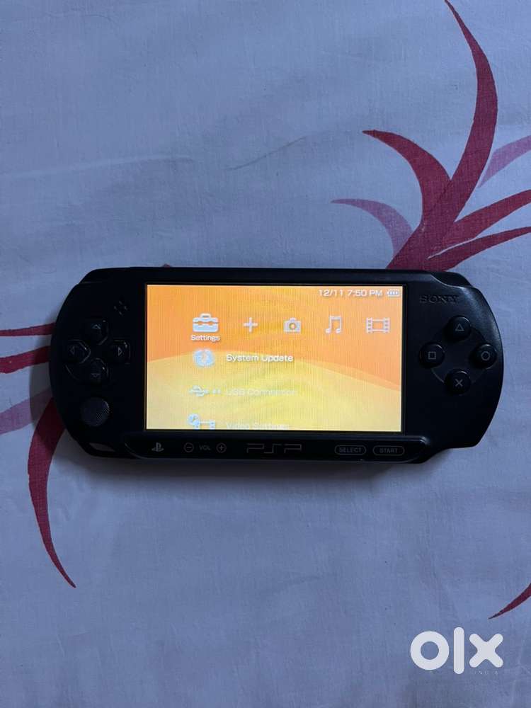 Playstation portable street (PSP Street) Black colour