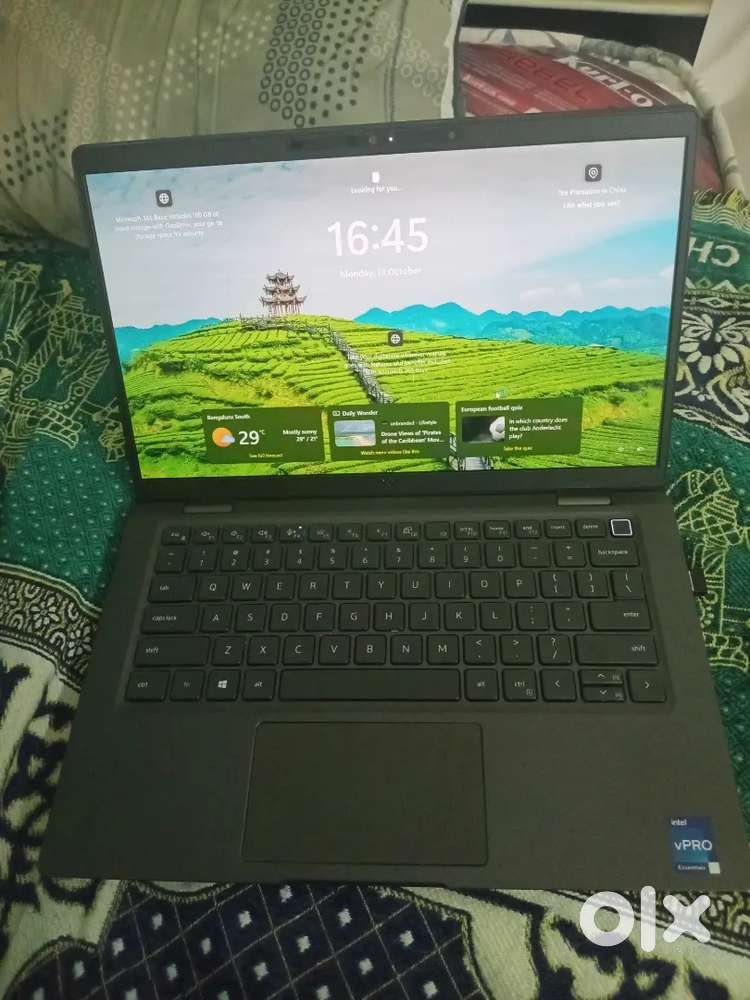 Dell 7320 in excellent condition