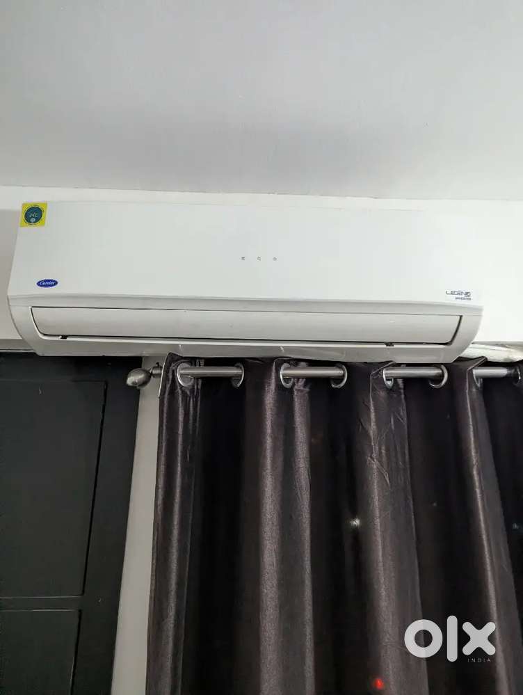 Carrier Inverter 1.5 ton split AC in perfect working condition