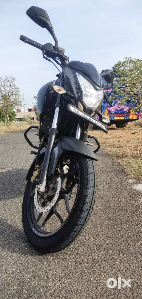 Pulsar NS 160