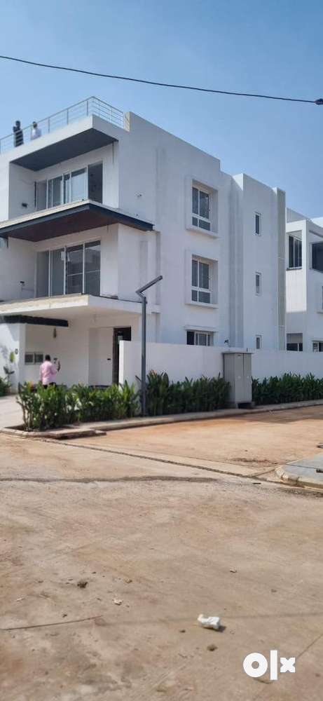 Gmda gated cummunity luxur Ready to move villas sale @ tellapur