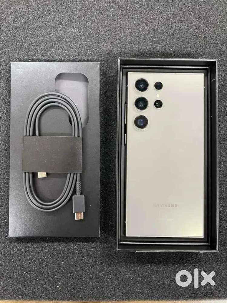 Samsung galaxy S24 Ultra 12gb ram 256gb rom Emi available