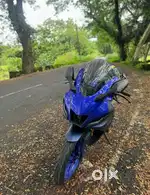 YAMAHA R15 V4