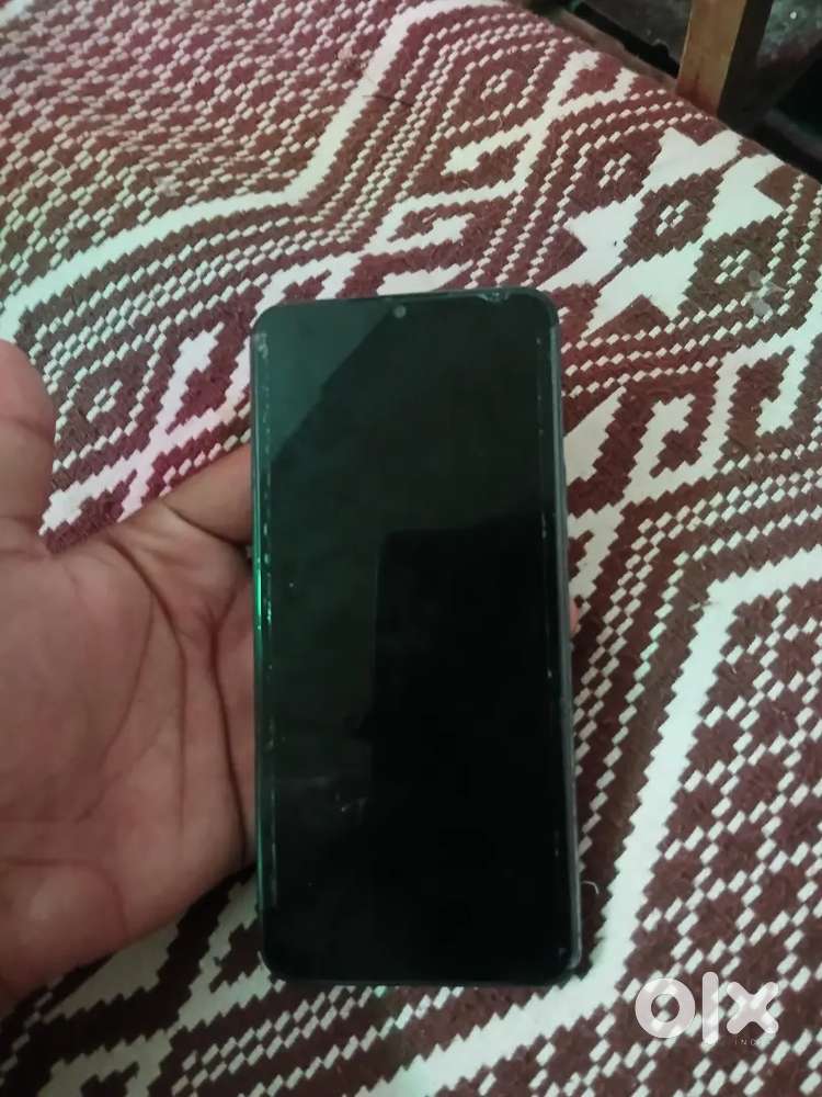 Good condition but folder change he