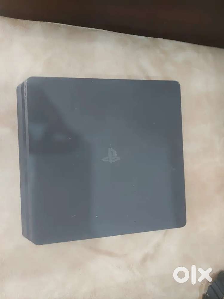 Ps4 slim 500gb black