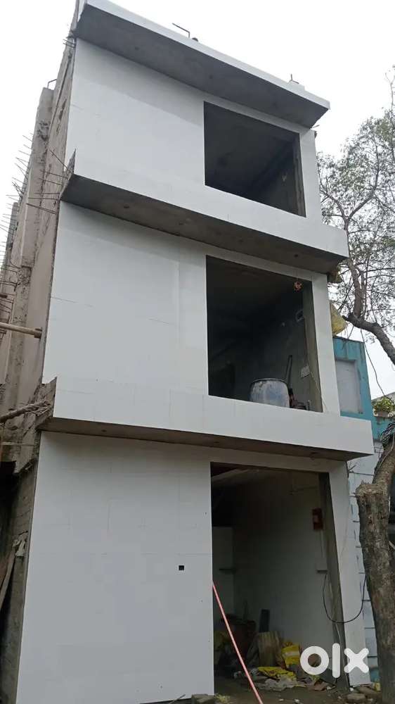 lNear Ambani hospital