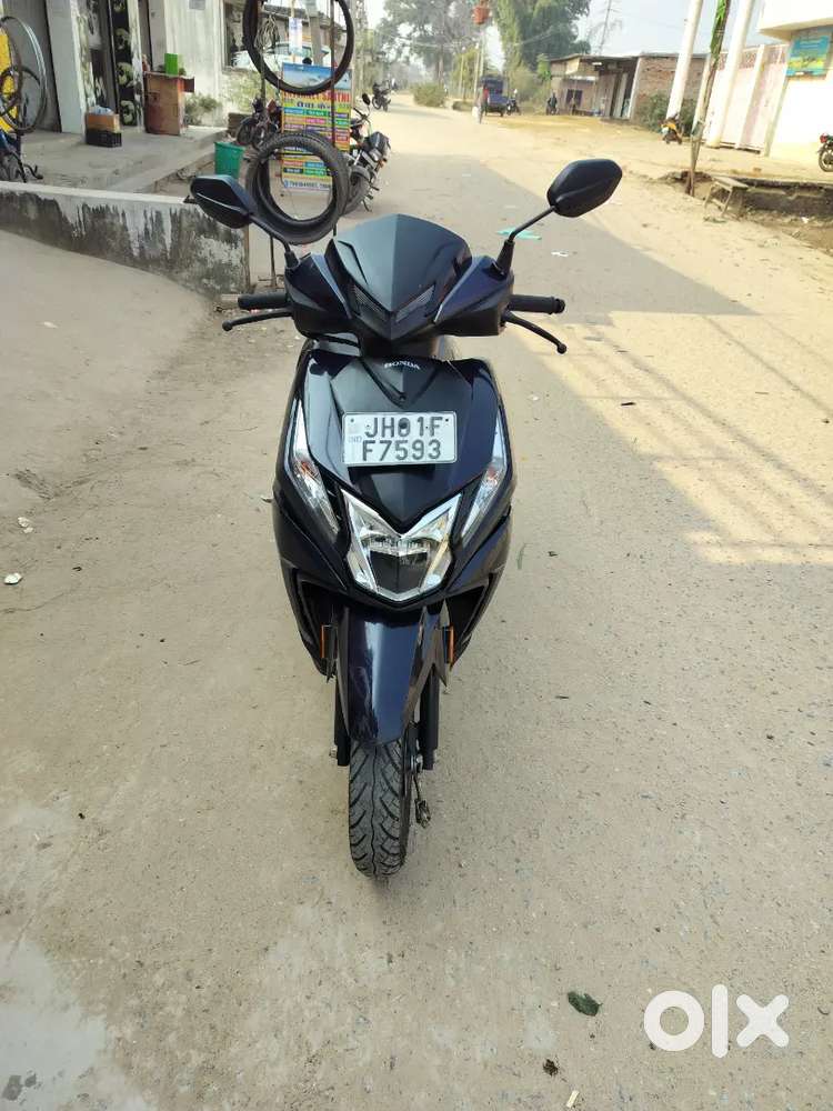 Honda Dio 125 New condition me gadi hain