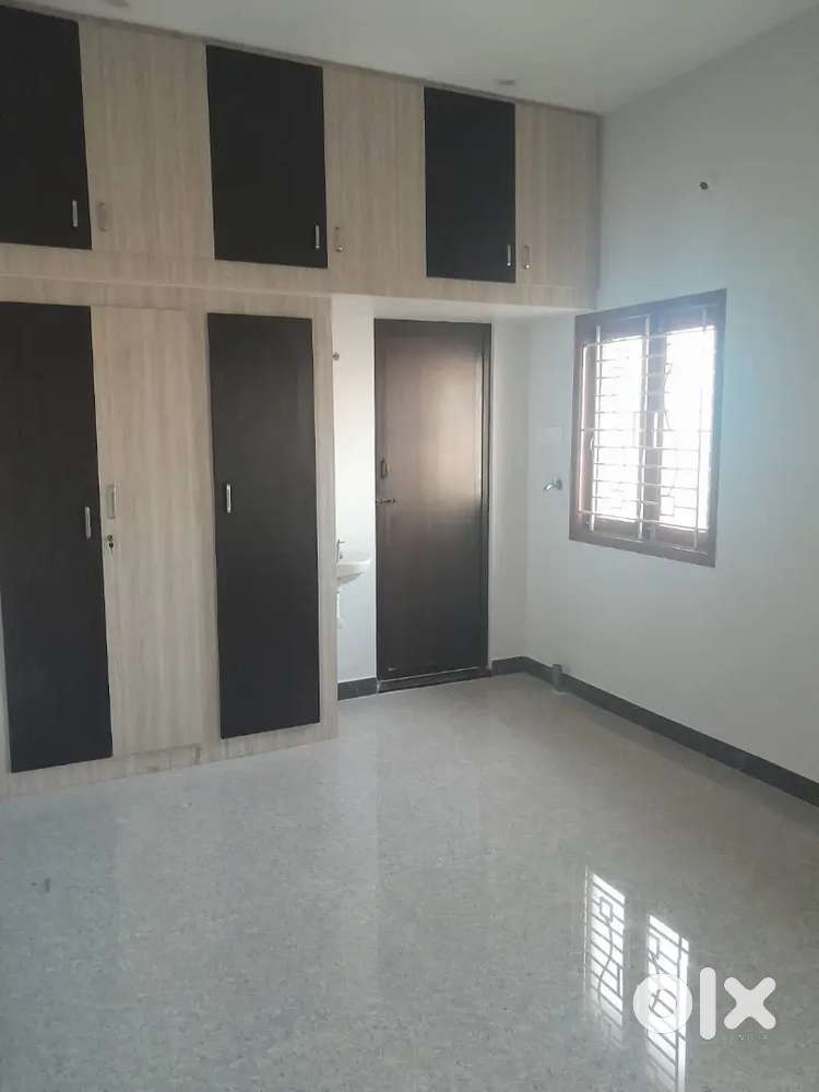 2bhk for available for rental