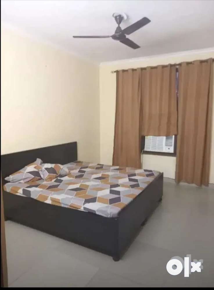 For rent 2bhk fully furnished in penta homes vip road zirakpur