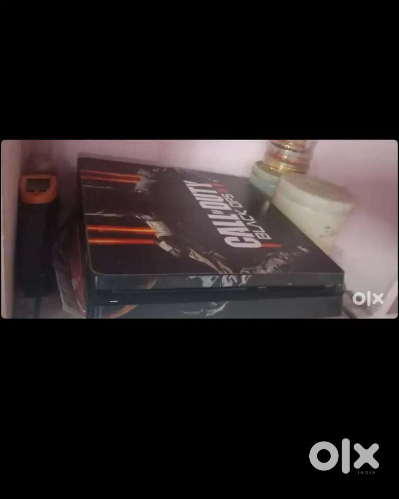 Play station 4 slim 1tb