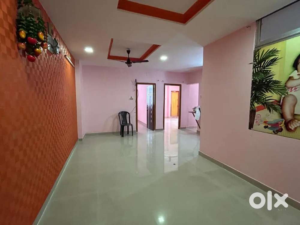 At Hatigaon 3Bhk Resale ready to move flat for sale