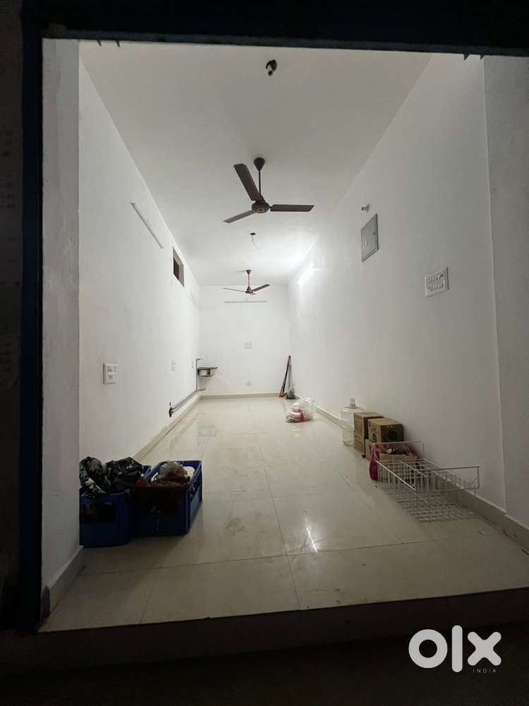 Shop Rent in Avadi near by Vel tech University