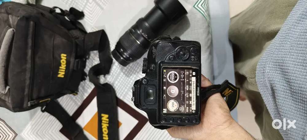 Nikon D3400 DSLR with Tamron 70-300mm Lens  Excellent Condition