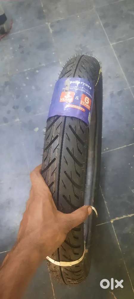 Rx front Tyre apollo