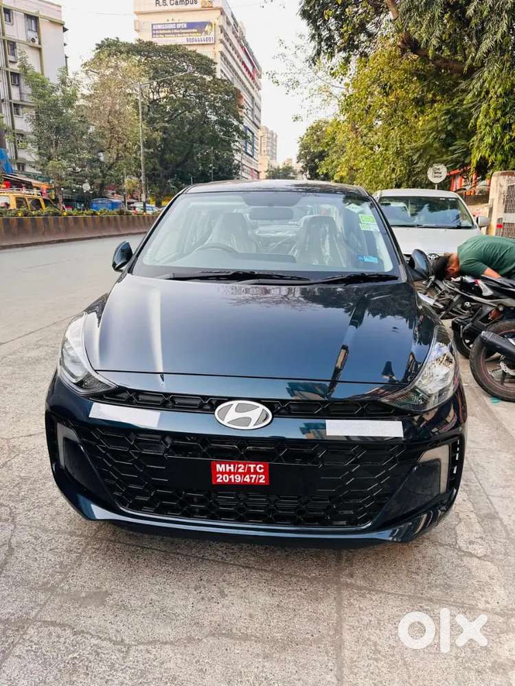 Aura cng cars