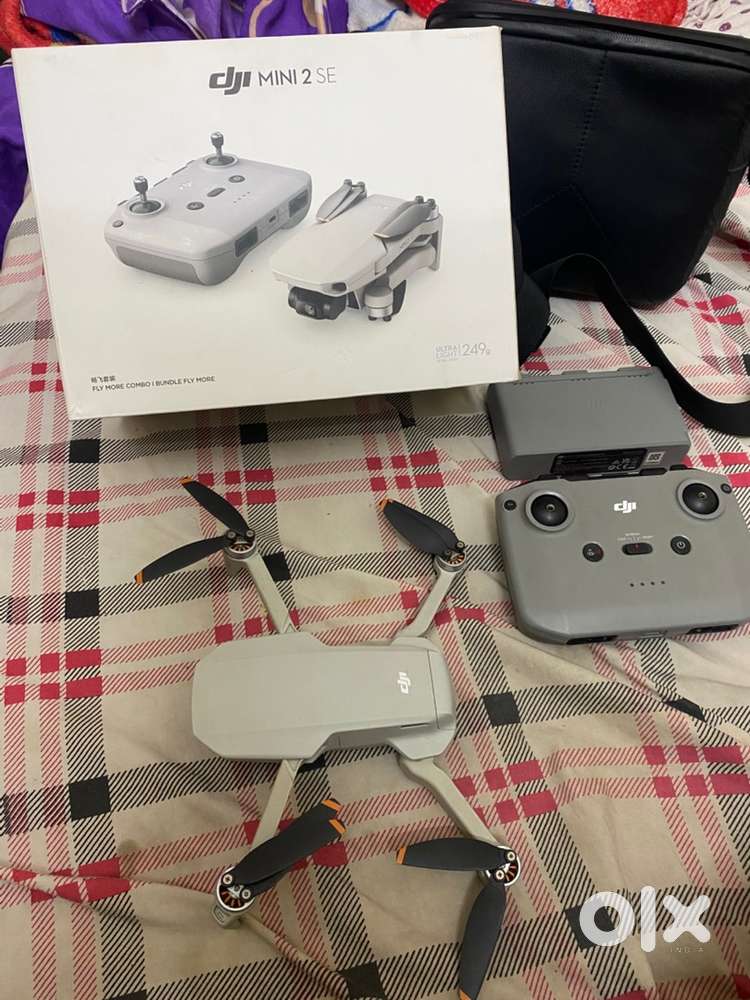 Dji mini 2 SE with box and 3 batteries