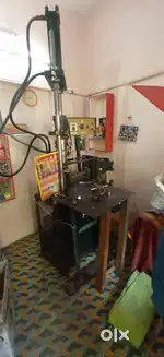 Molding machine