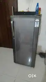 Refridgerator