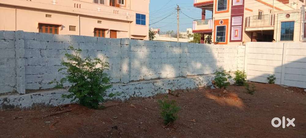 200 sqds open plot for sale urgent money requriment loan avaialble