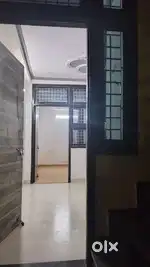 1 room set indipendent floor is available for rent in new kondli
