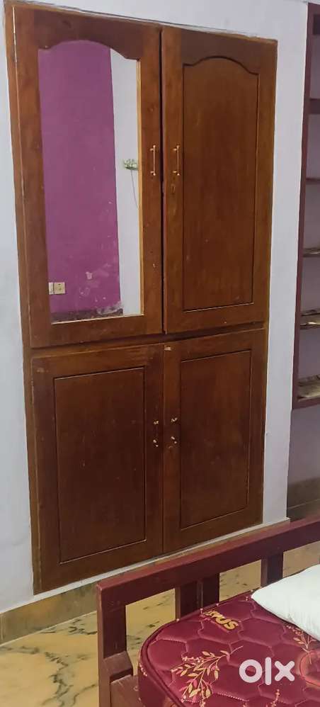 rooms for ladies. kitchen facilities available