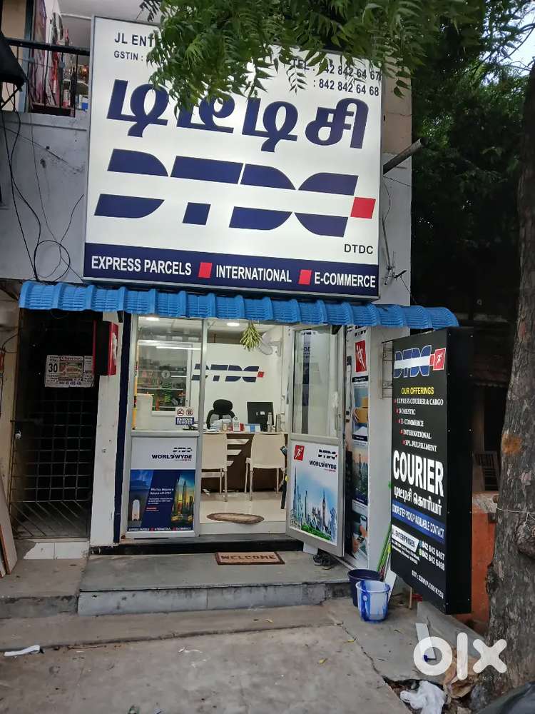 Wanted office female staff Part time or full time in courier office