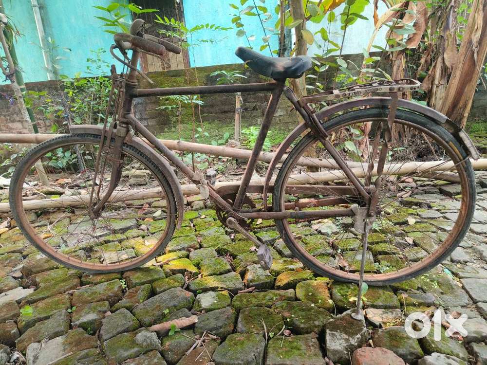 এই সাইকেল টা বিক্রি করতে চাই যদি কেউ কিনতে চাও যোগাযোগ করো তারা তারি।