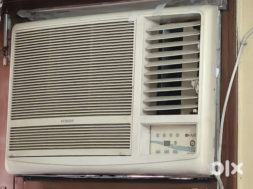 Hitachi 5 star Window AC
