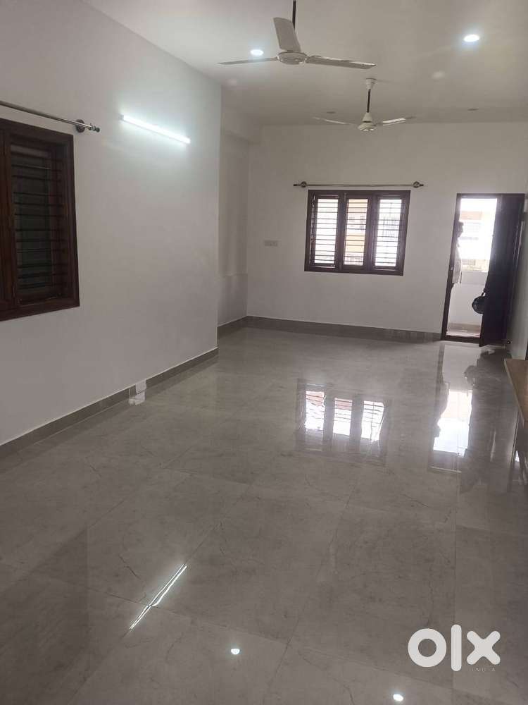 2BHK Builder floor Available for LEASE in Jogupalya - US0521