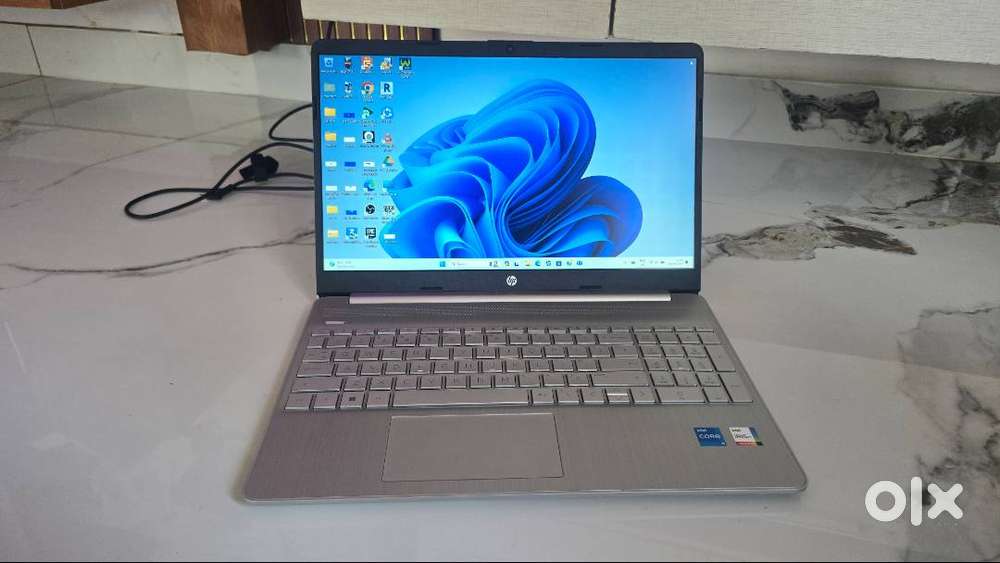 Hp laptop i5 iris