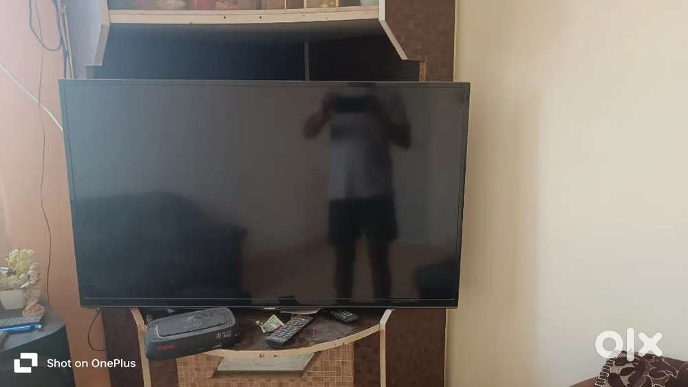 LCD TV .. सॅमसंग.. 2017