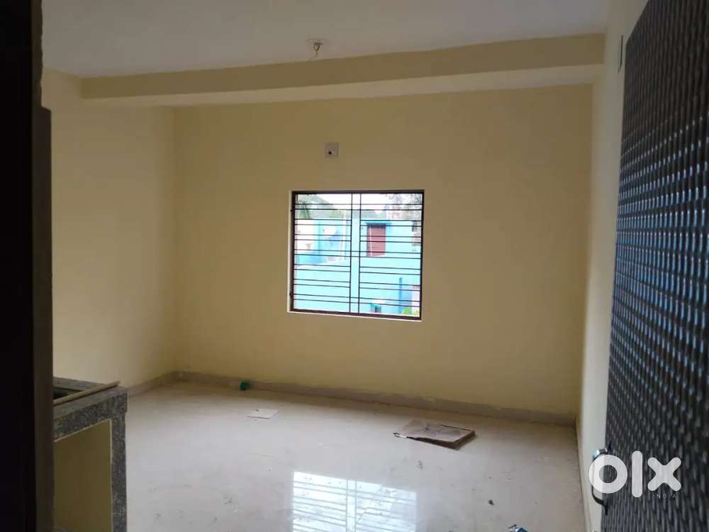 Rent for small family or girl single room kitchen. Toilet