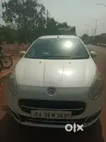 Fiat Punto EVO 2015 Diesel Well Maintained