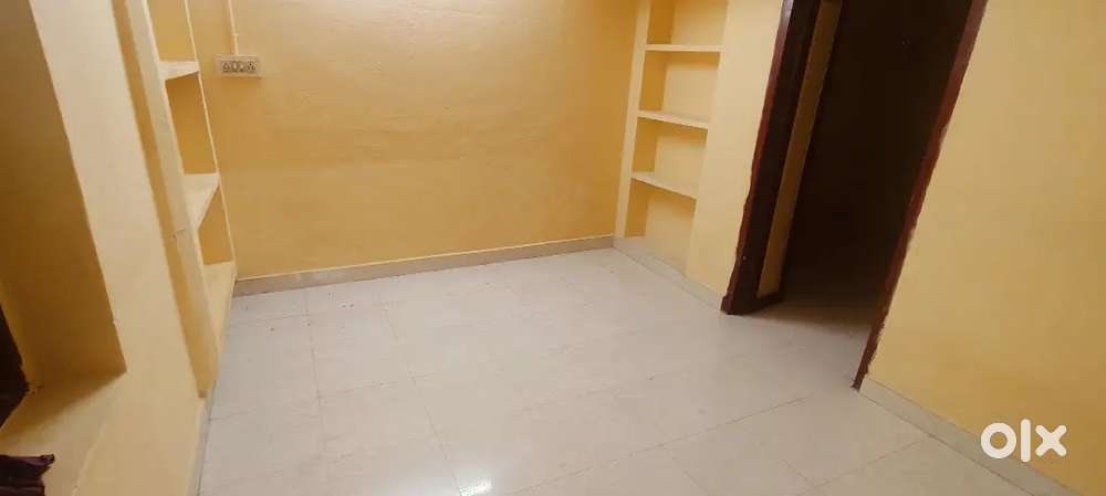 Vadapalani 1st floor 1bhk house for rent