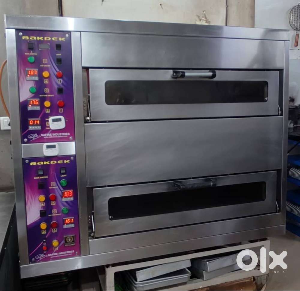 2 Deck Commercial Gas Oven for SALE In Anjuna
