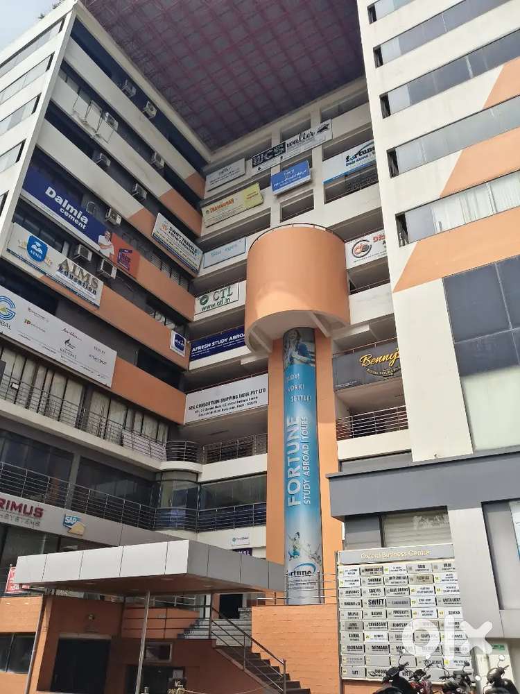 Furnished 25+ workstation