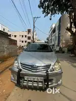 Toyota Innova 2.5V