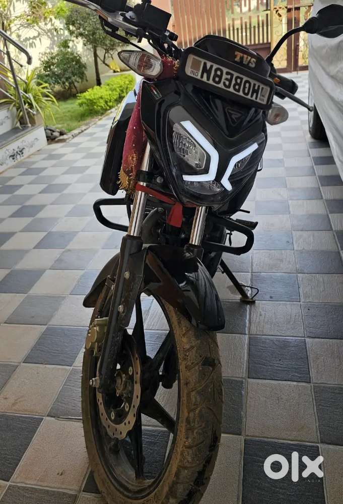 New TVS Raider