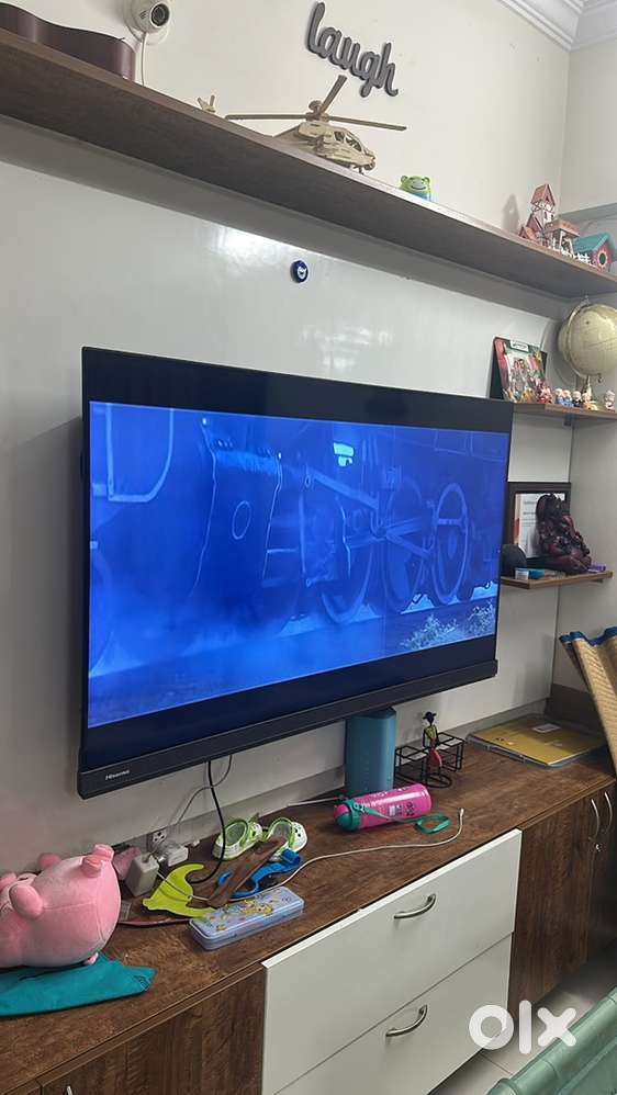 Hisence Tornado 2.0 55 inch TV  with JBL 102 w attached speaker