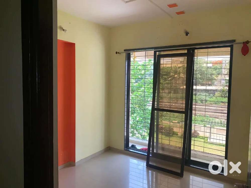 2BHK Semi furnish selling