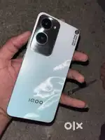 Iqoo z9 lite 5g (4+4/128)
